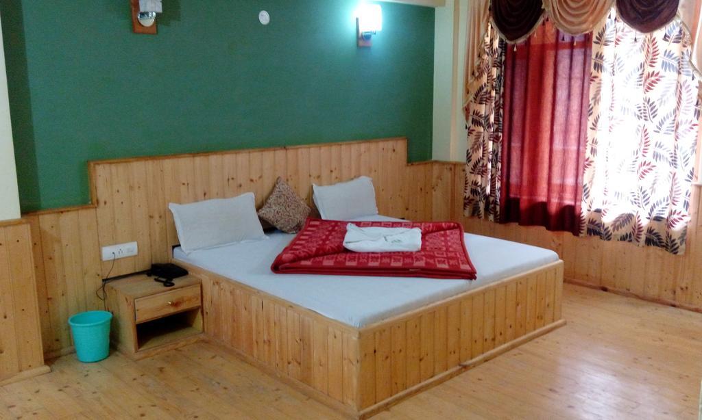 Suraj Cottage Manali Exterior photo